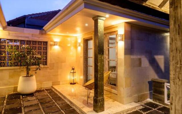 The Retreat - Contemporary Balinese Style Close to Beach