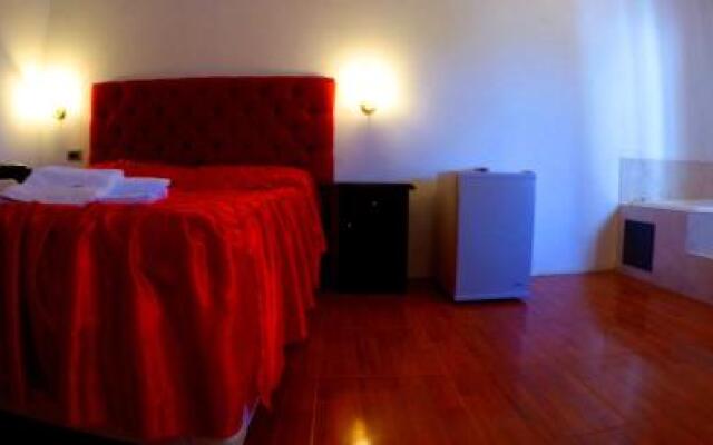 Tanti Paradise Hotel & Spa