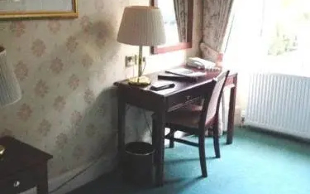 Royal Ivy Hotel