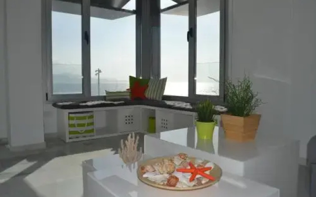 Moana Suites