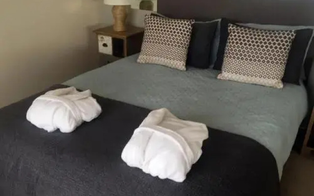 Paihia Beach House B and B
