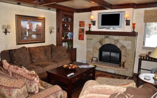 Luxury East Vail Condo