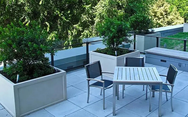 Downtown Apartments by Barsala