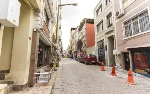 Taksim Grand Apartments