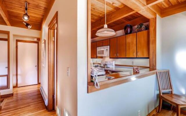 Tennis Townhomes 1309