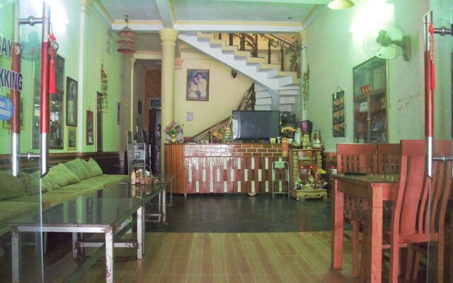 Van Anh Hostel