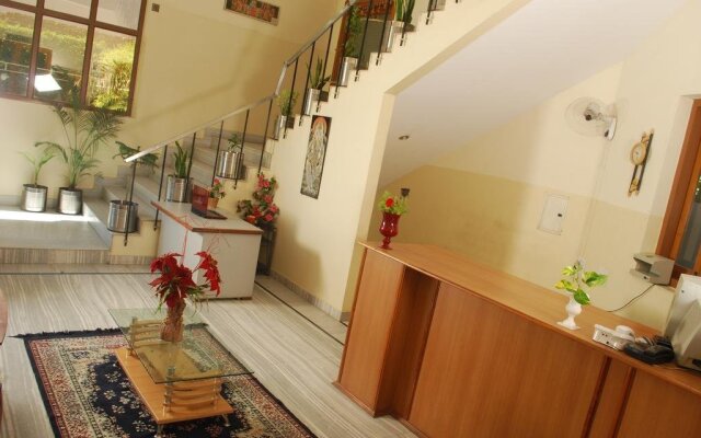 Chandra Pushp Palace