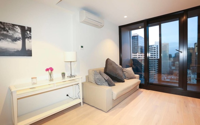 Central But Quiet Apartment – Guest Rooms – Melbourne
