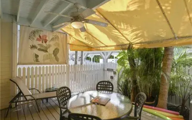 A Place In Paradise (Townhouse)