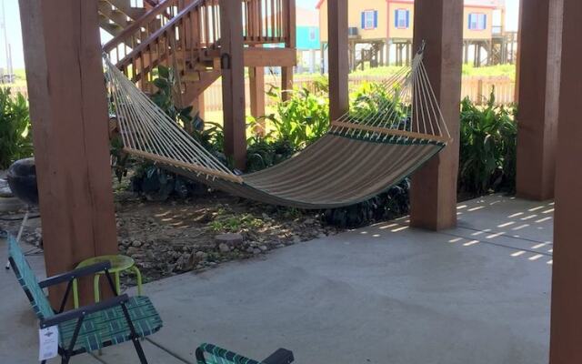 810 Sanddollar Home 810 by RedAwning