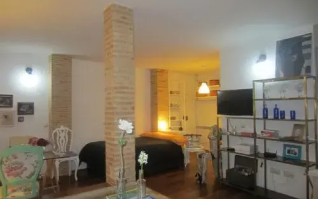 Living Valencia Studio Serranos