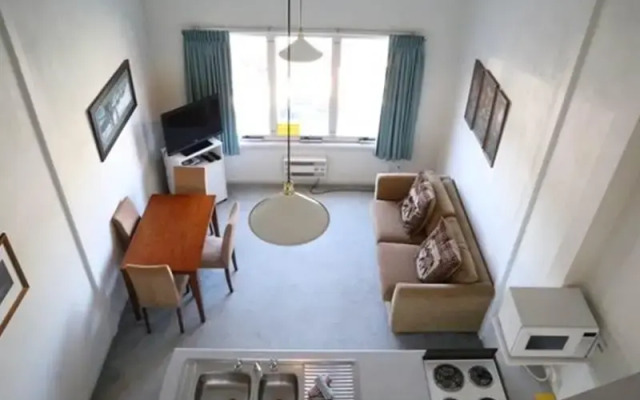 Razorback 9 Budget Holiday Apartments