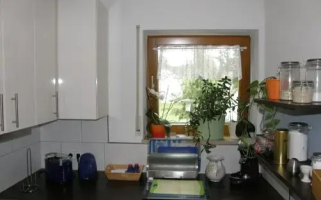 Das Schneckenhaus - Ferienwohnung mit Pool & Seeblick