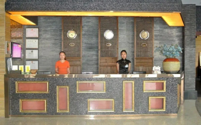 Shenzhen Junyi Mingdian Inn Xili