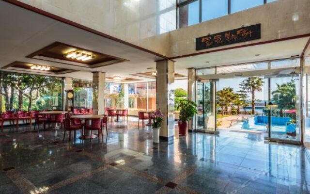 Bigssum Guest House - Hostel