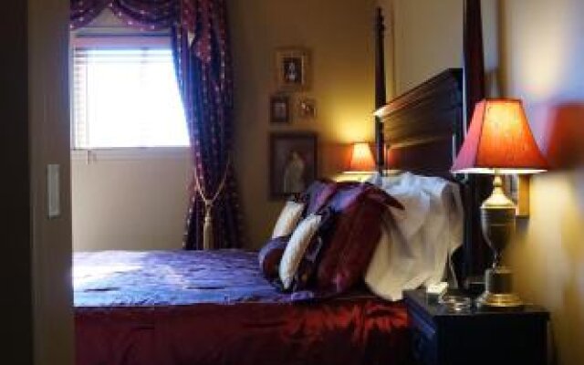Russell Manor Bed & Breakfast