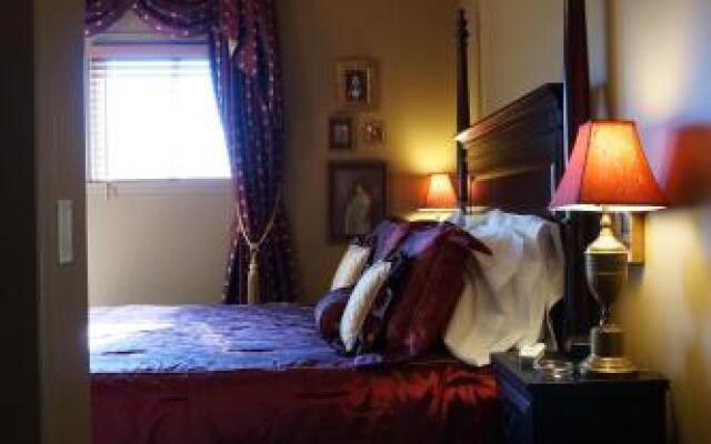 Russell Manor Bed & Breakfast