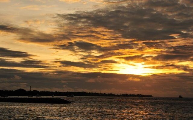 Crystalline Residence at Rasdhoo Island