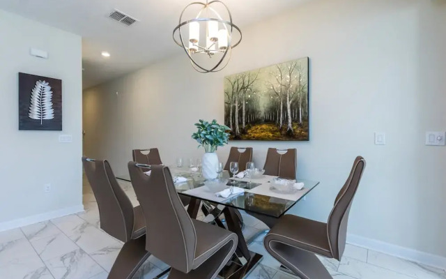 1555 Sandbagger Drive