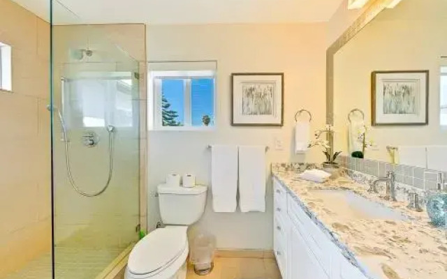 Relaxing 6BR La Jolla Retreat