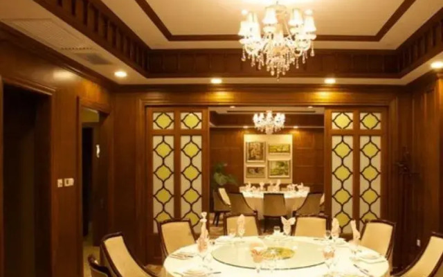 Liston Hotel