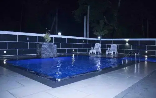 Lakmini Luxury Lodge