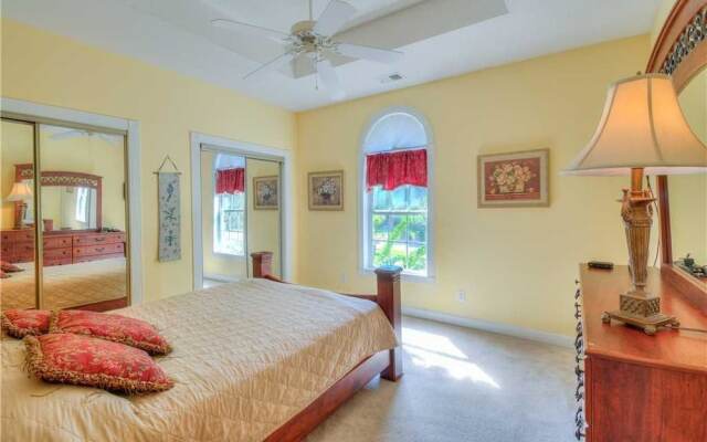 Magnolia North 205-4823