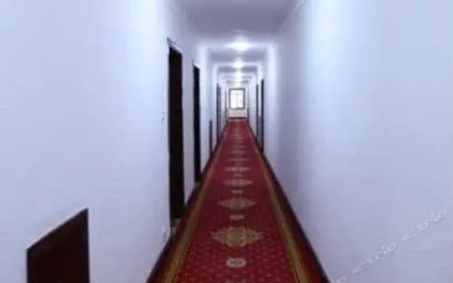 Zhuoma Youth Hostel