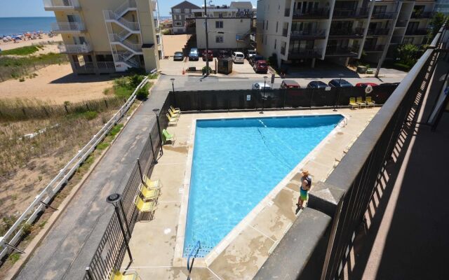 Diamond Head 312  - 2 Br Condo