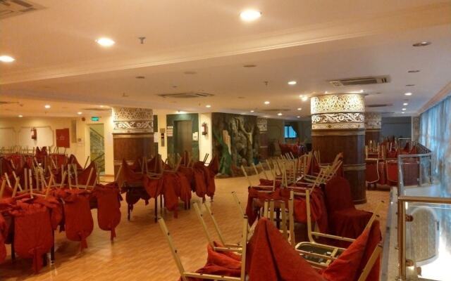 Orooq Al Thahab Al Makkiah Hotel