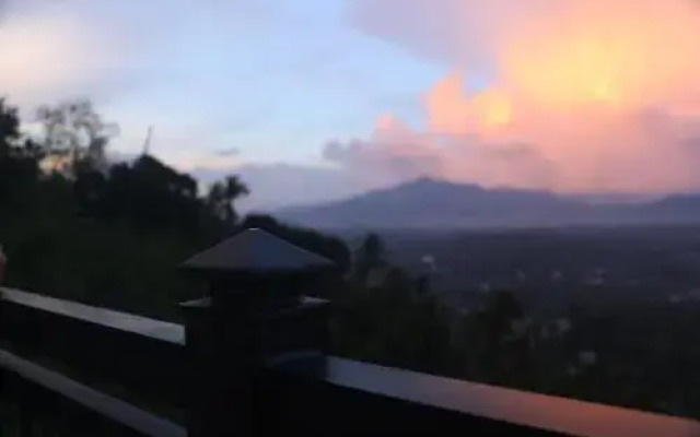 Beauty Hills