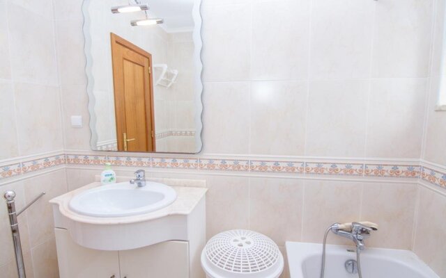 Akisol Lagos Relax II