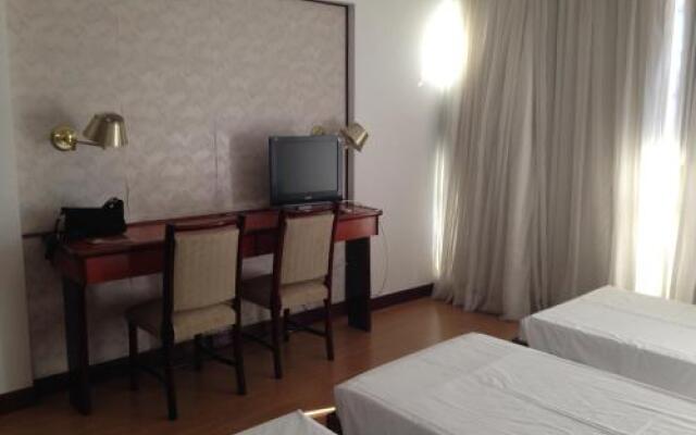 Ero's Apart Hotel