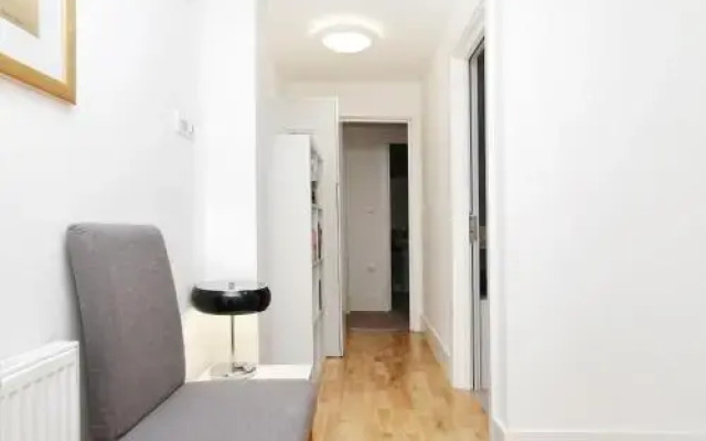 Lets Holiday In London Greenwich