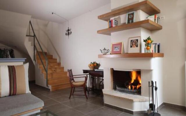 Plethon Residence