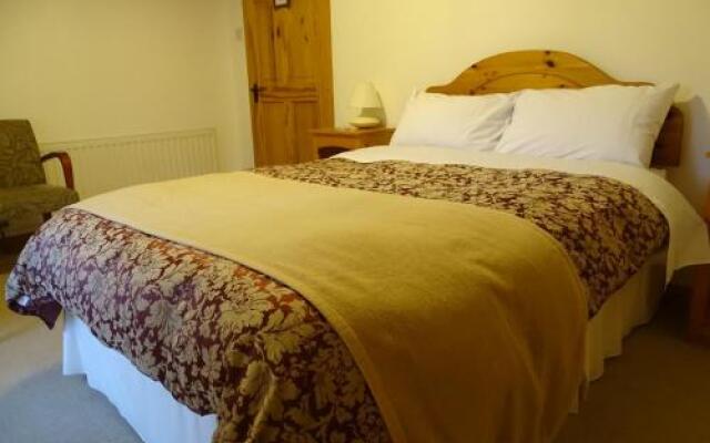 Pinewood Lodge