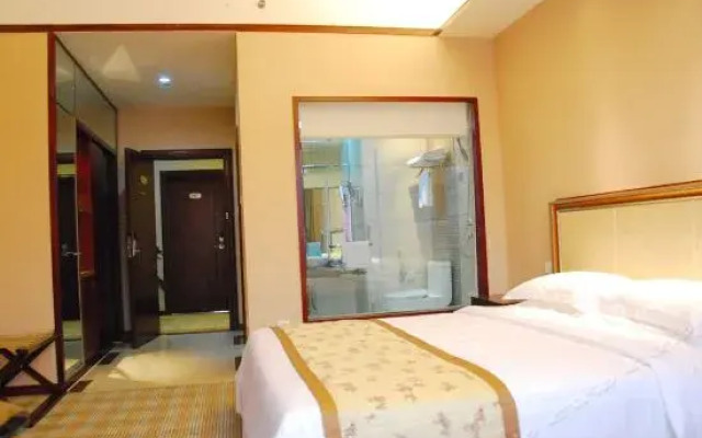 Kingdom Hotel