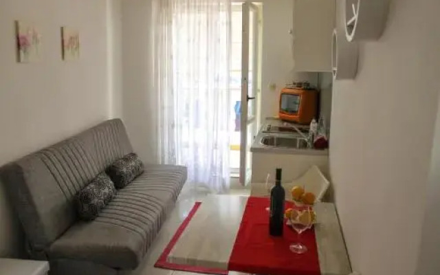 Roko Apartments