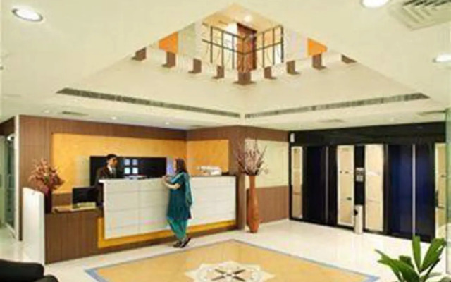 Hotel Pearl Continental