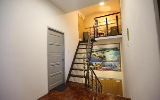 Come Inn Homestay 1379