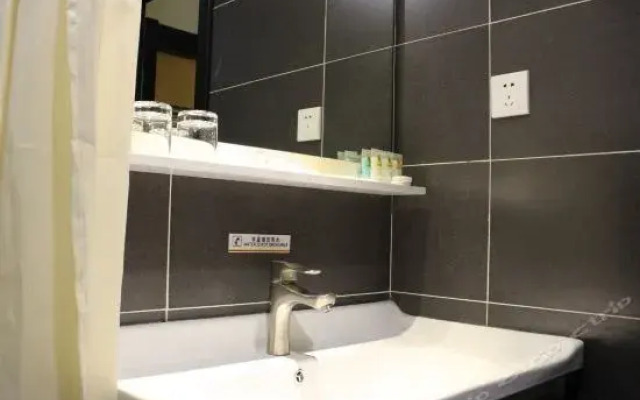 Super 8 Hotel Shenyang Railway Station Tai Yuan Jie