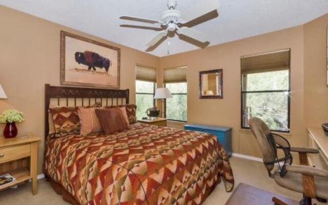 Luxury Condo with Views in Canyon View