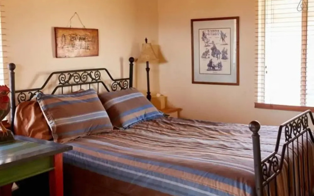 Godwin Ranch by Joshua Desert Retreats