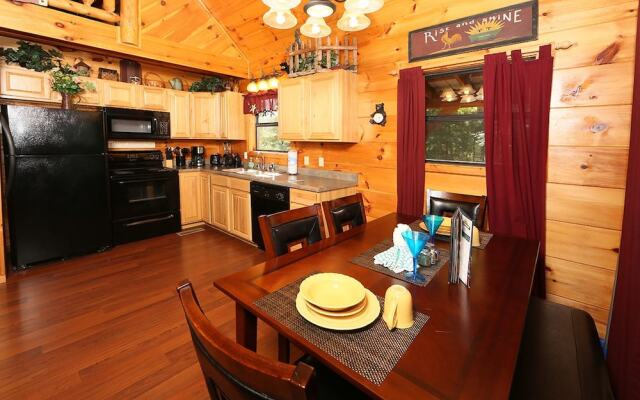 Dare To Bear 238 - Two Bedroom Cabin