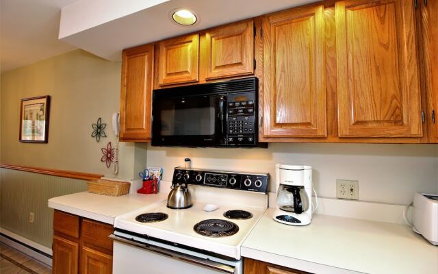 Edgemont Condo A2 by RedAwning