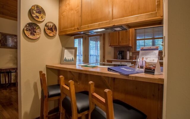 Lazy Pines Lodge by RedAwning