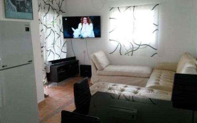 Breeze Apartments