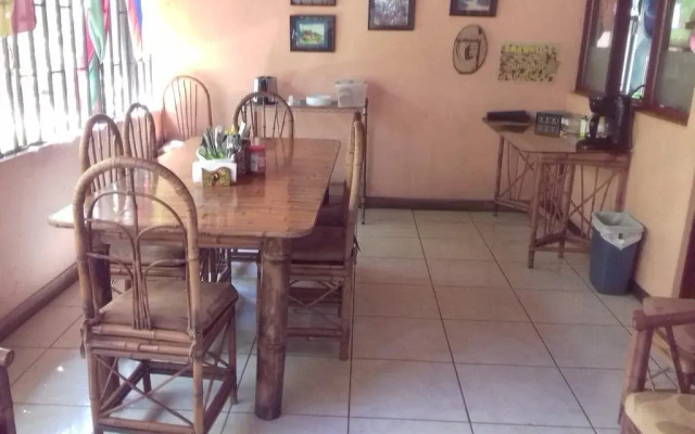 Vida Tropical Bed and Breakfast