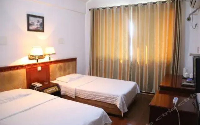 Qianlong Hotel