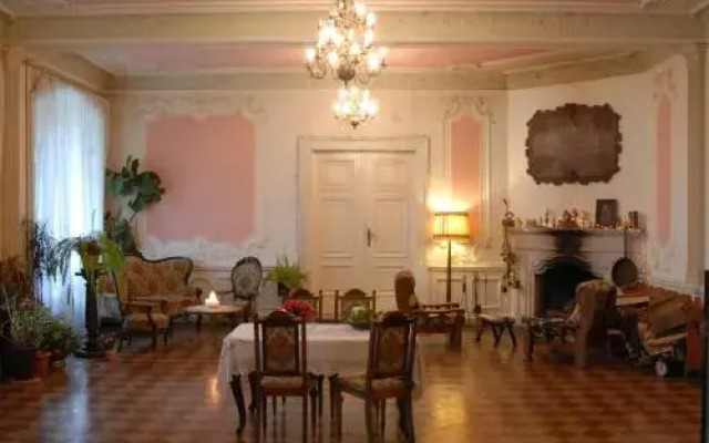 Pałac Frączków
